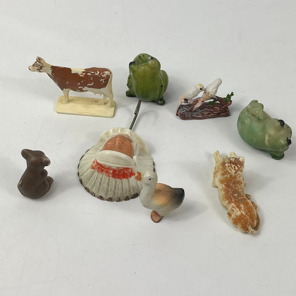 Vintage Plastic Figurine Lot 1960–70s St Labre Indian Magnet Frogs Cow Duck 8 Pc - Picture 3 of 14